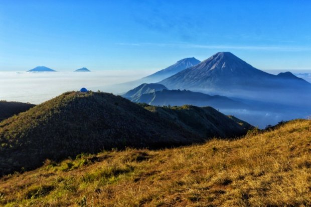 Daya Tarik Gunung Prau yang Sulit di Tolak