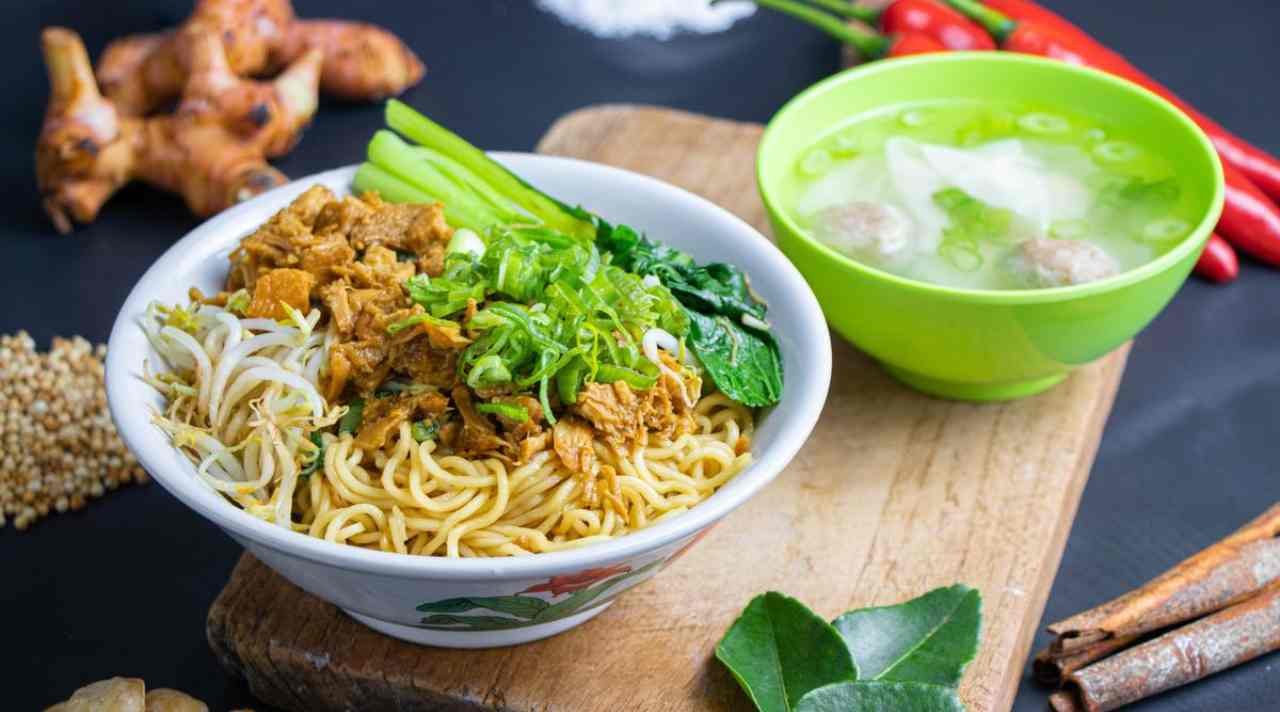 Mie Ayam, Kuliner Favorit Nusantara yang Selalu Menggugah Selera