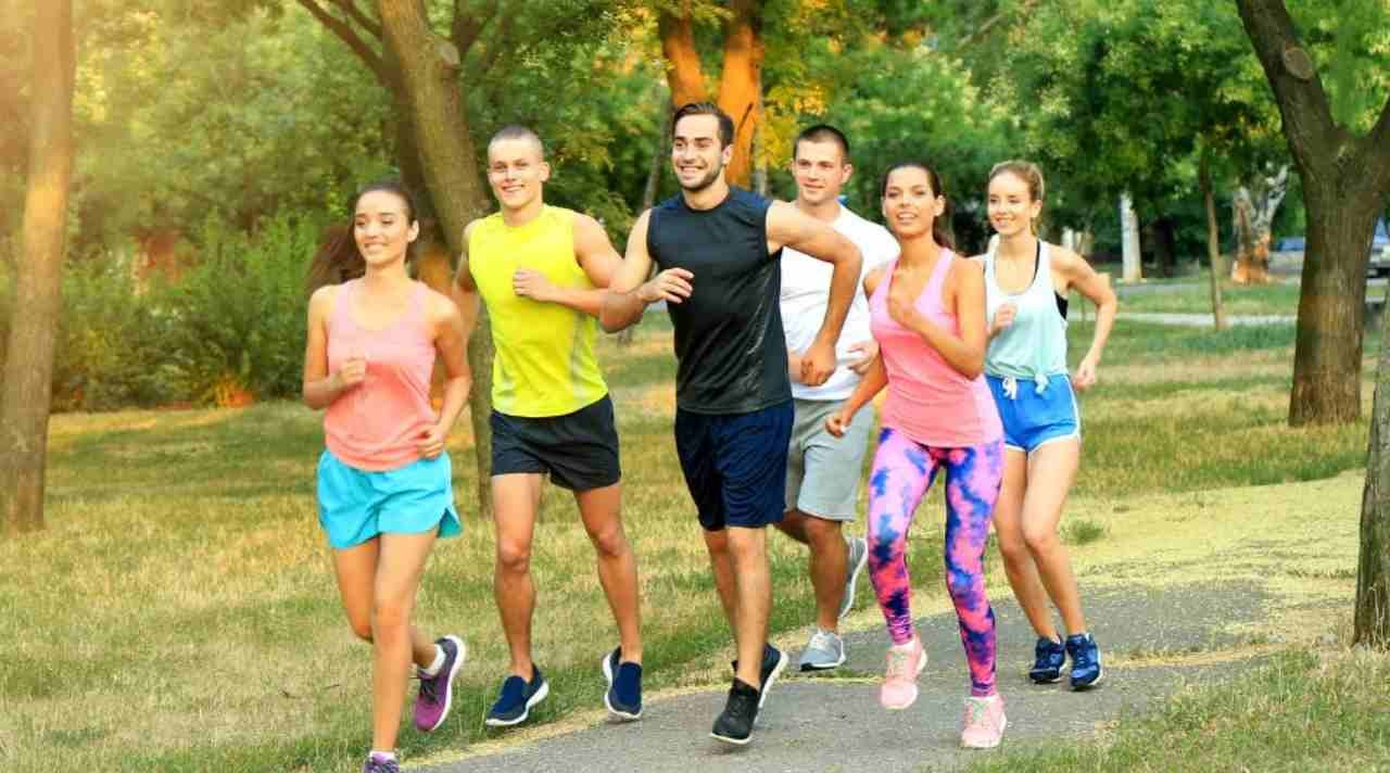 Olahraga Lari sebagai Komunitas Konsistensi Hidup Sehat